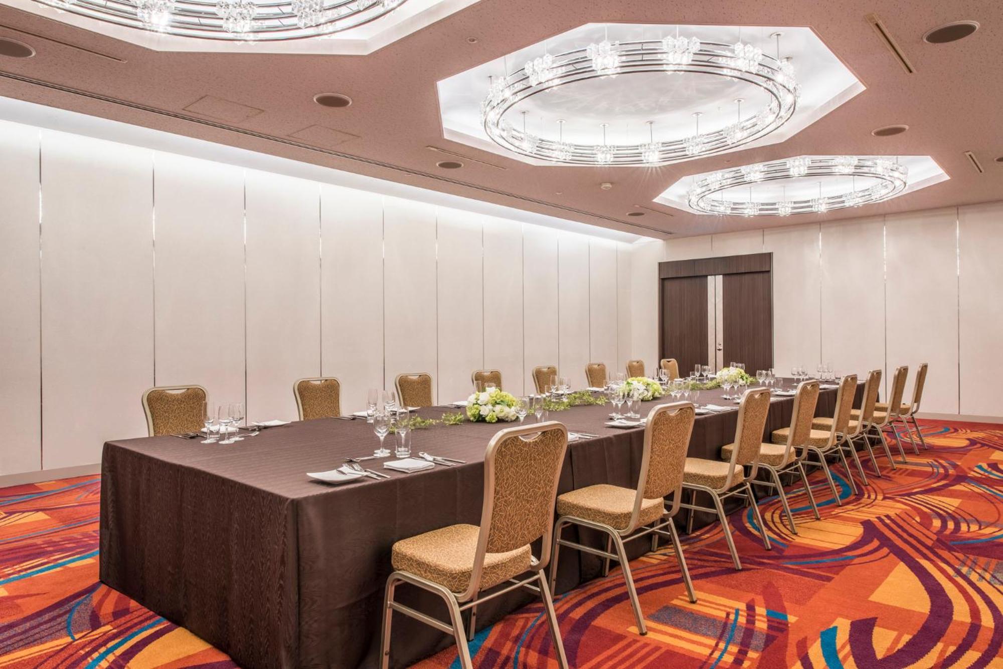 Ana Crowne Plaza Kobe By Ihg Hotel Bagian luar foto Meeting room