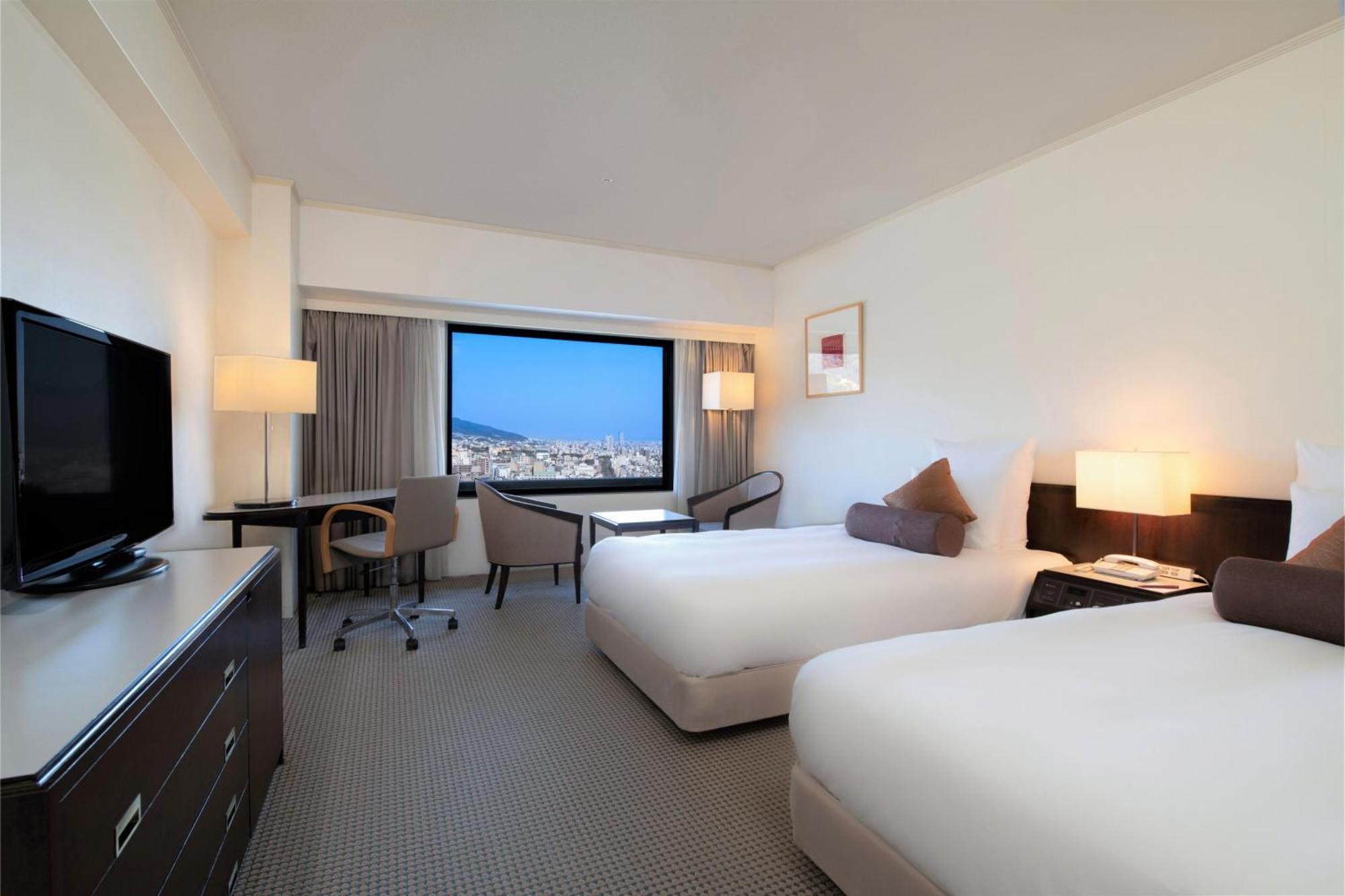 Ana Crowne Plaza Kobe By Ihg Hotel Bagian luar foto